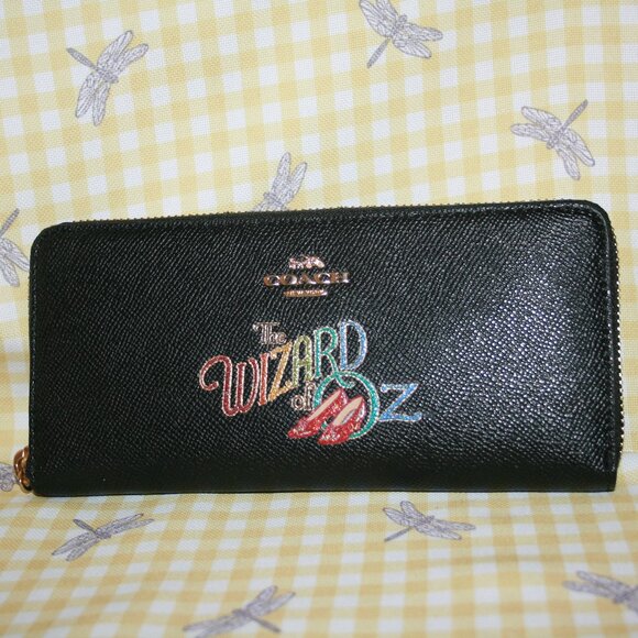 Coach Wizard of Oz Wallet - NIB Limited Edition - Picture 6 of 9
